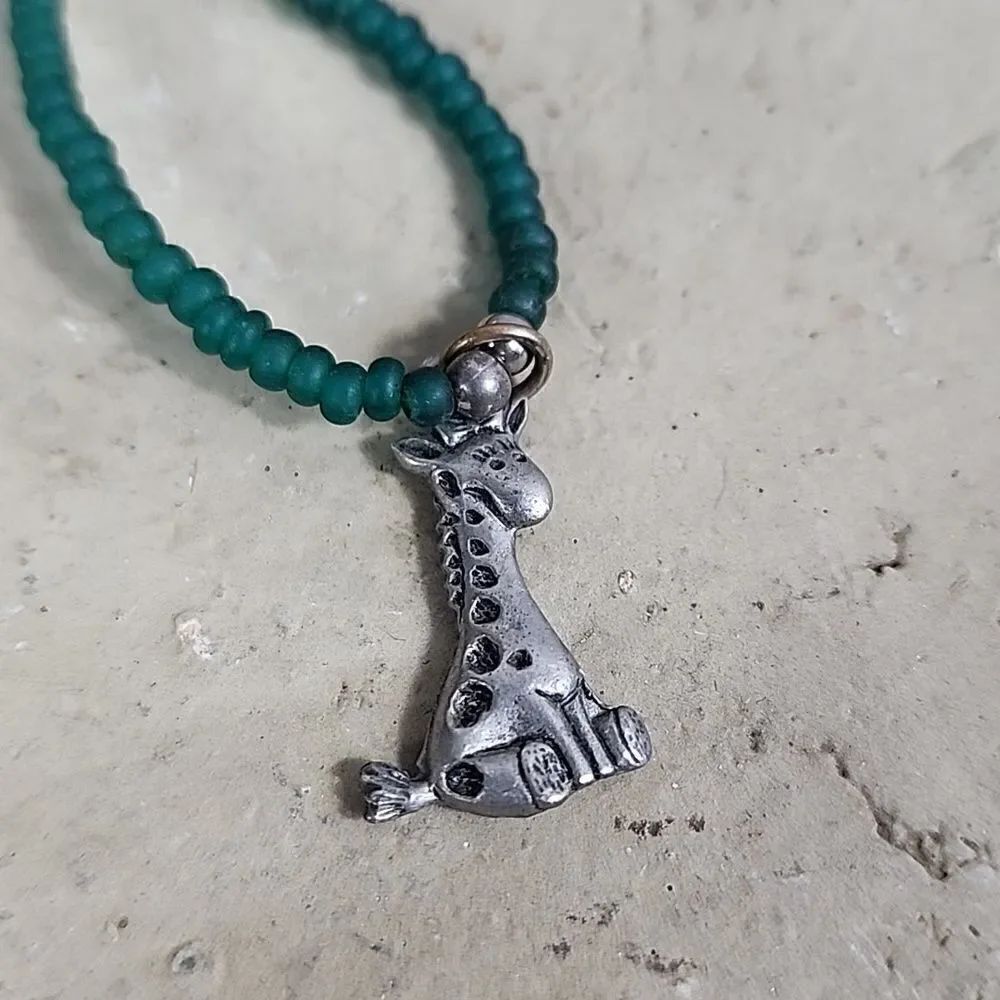 Giraffe Necklace with Toggle close - Picture 4 of 8
